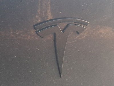 2024 Tesla Model Y Performance