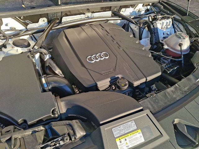 2024 Audi Q5 45 S line Premium quattro