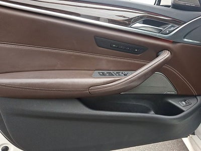 2019 BMW 5 Series 540i