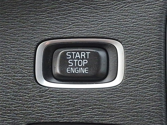 2016 Volvo S60 Cross Country T5 Platinum