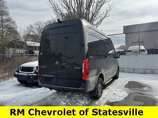 2022 Mercedes-Benz Sprinter 2500 Passenger 144 WB