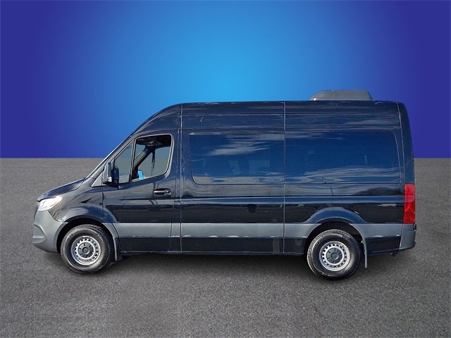 2022 Mercedes-Benz Sprinter 2500 Passenger 144 WB