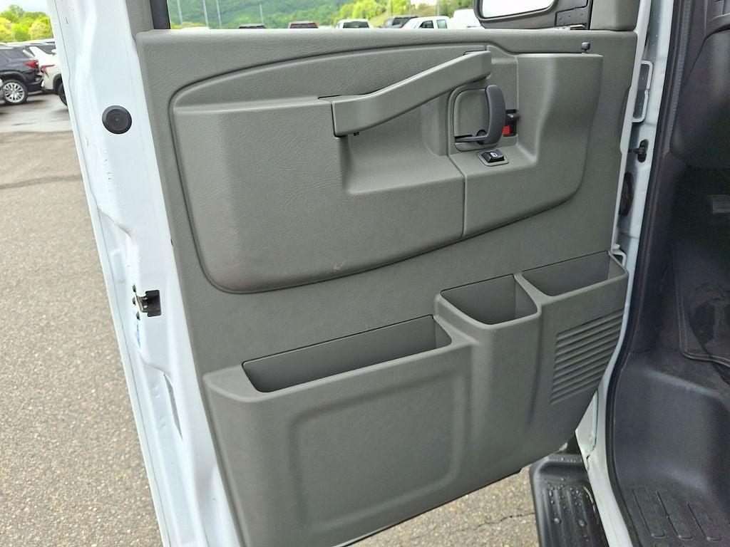 2019 Chevrolet Express 3500 LT Passenger