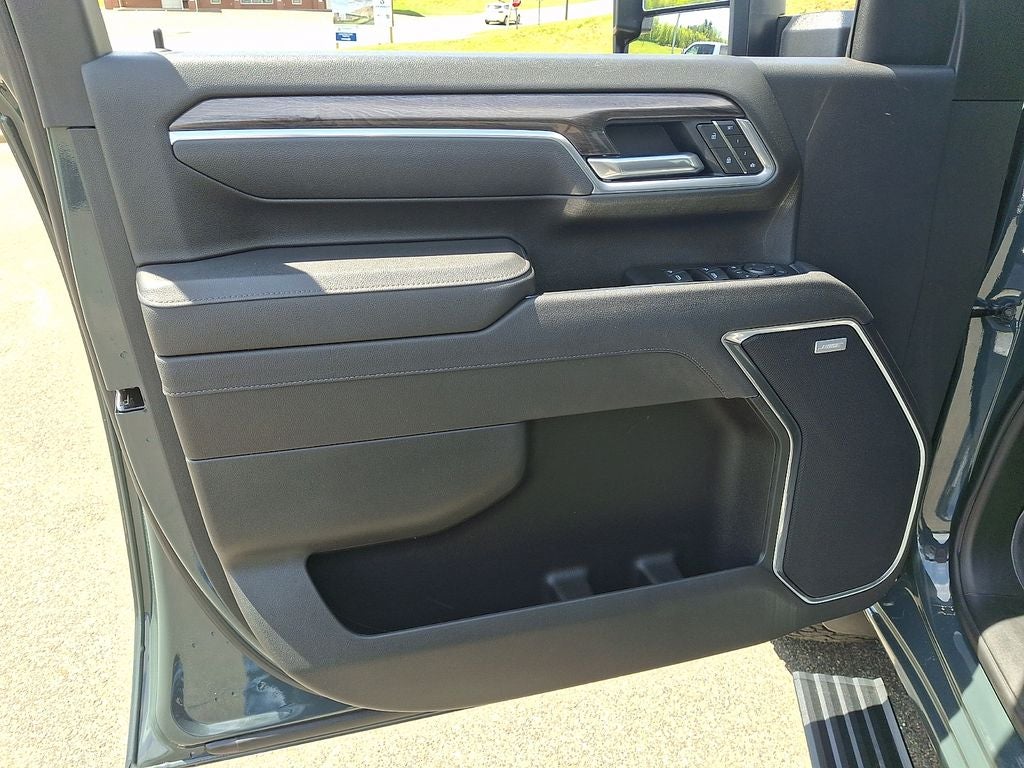 2025 Chevrolet Silverado 2500HD LTZ