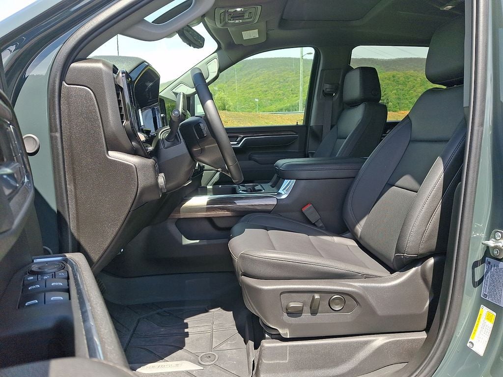 2025 Chevrolet Silverado 2500HD LTZ