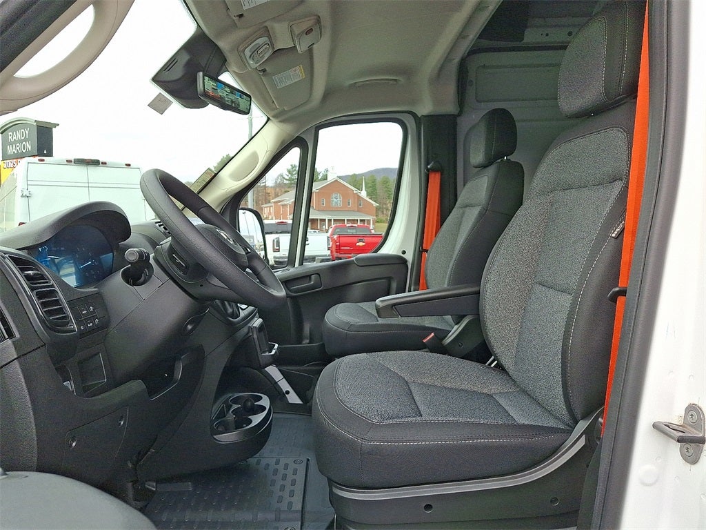 2024 RAM ProMaster 2500 High Roof 136 WB