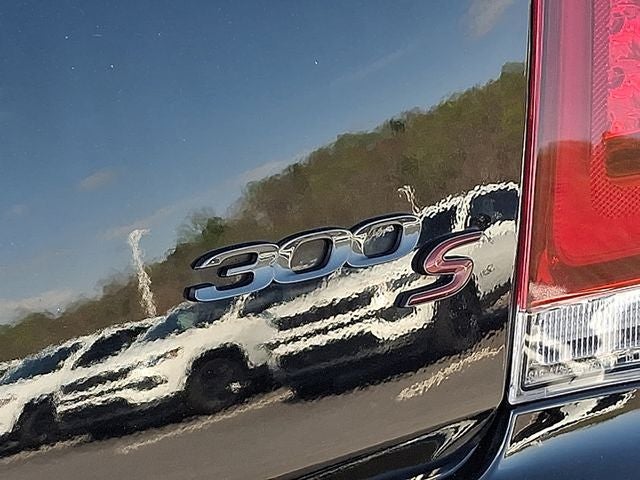 2023 Chrysler 300 S