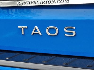2024 Volkswagen Taos 1.5T SE Black