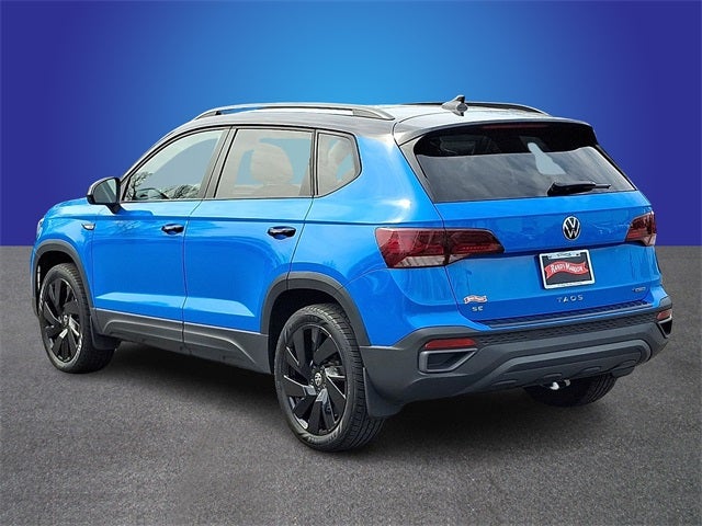 2024 Volkswagen Taos 1.5T SE Black