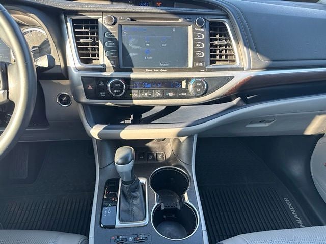 2016 Toyota Highlander Limited