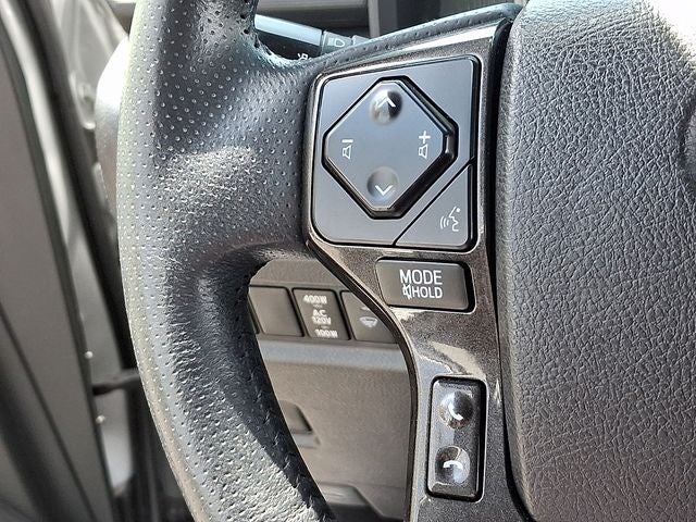 2024 Toyota 4Runner TRD Off-Road