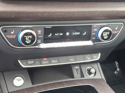 2024 Audi Q5 45 S line Premium quattro