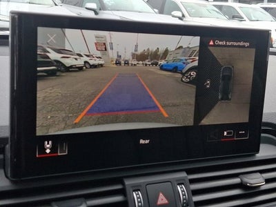 2024 Audi Q5 45 S line Premium quattro