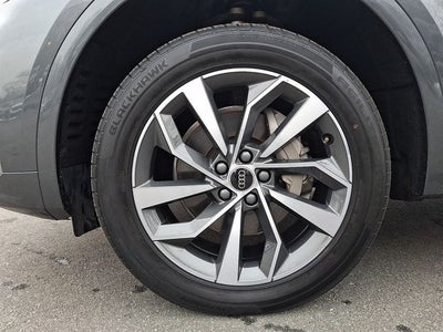 2024 Audi Q5 45 S line Premium quattro