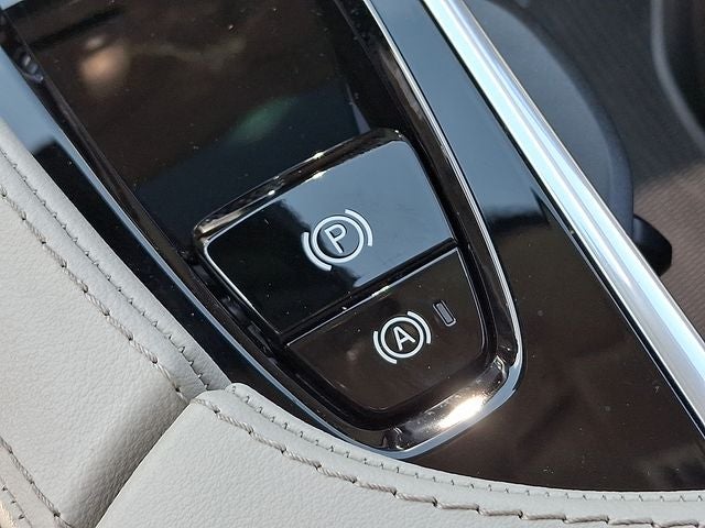 2024 Volvo XC90 Recharge Plug-In Hybrid T8 Plus 6 Passenger
