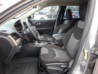 2016 Jeep Cherokee Sport