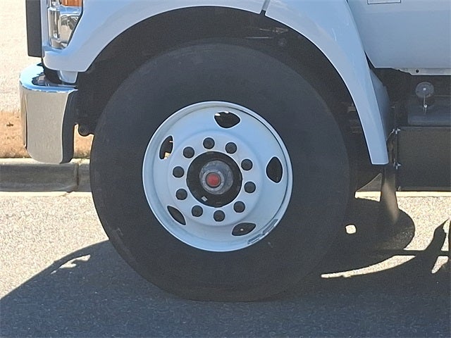 2023 Ford F-650SD Base