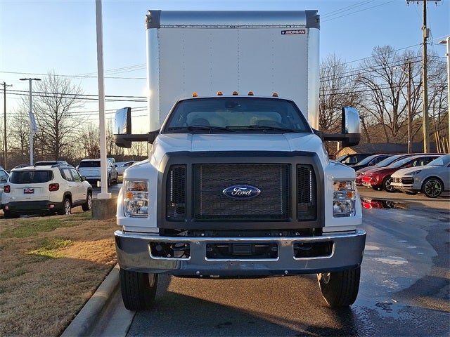 2023 Ford F-650SD Base