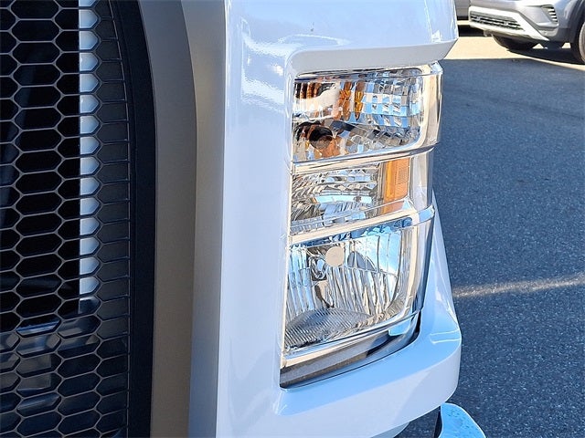 2023 Ford F-650SD Base