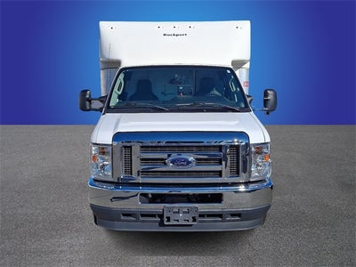 2022 Ford E-350SD Base Cutaway
