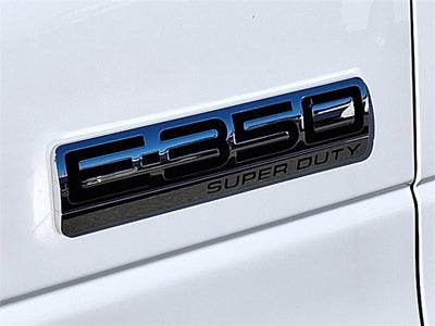 2022 Ford E-350SD Base Cutaway