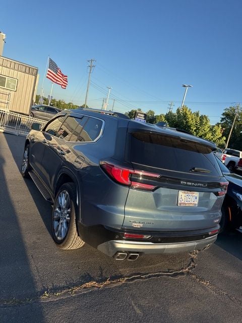 2025 GMC Acadia Denali