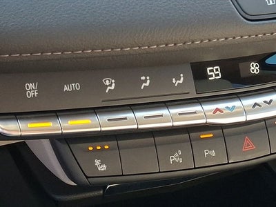 2023 Cadillac XT4 Premium Luxury