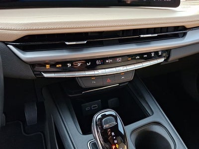 2025 Cadillac XT4 Premium Luxury