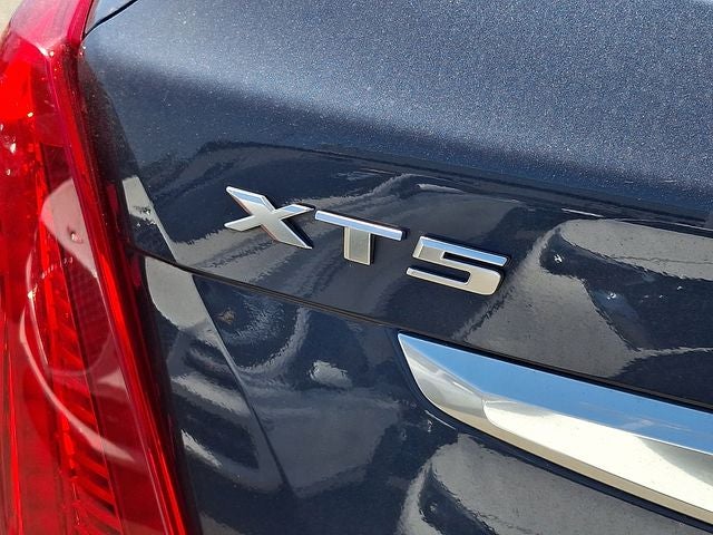 2019 Cadillac XT5 Base