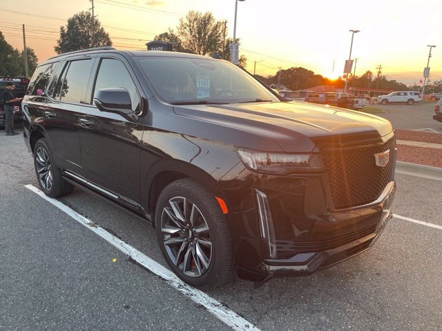 2022 Cadillac Escalade Sport