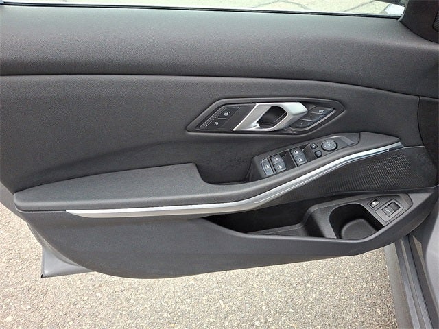 2024 BMW 3 Series 330e xDrive