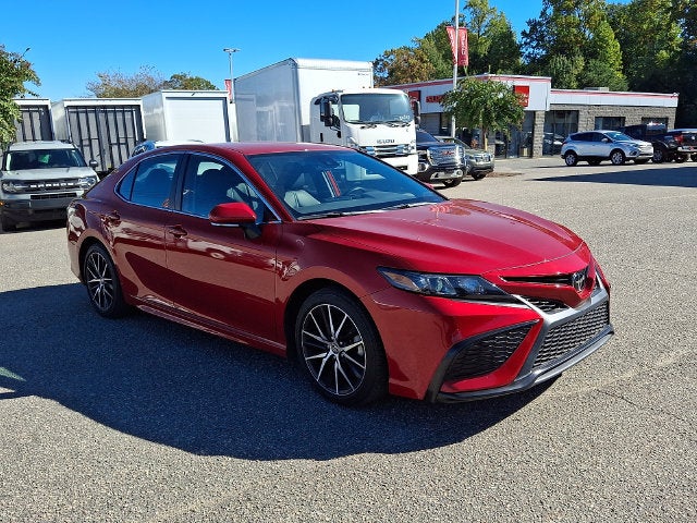 2024 Toyota Camry SE