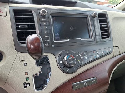 2013 Toyota Sienna Limited 7 Passenger