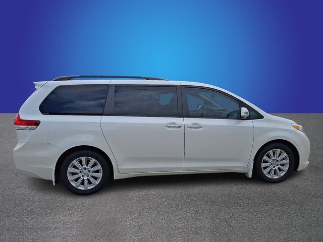 2013 Toyota Sienna Limited 7 Passenger