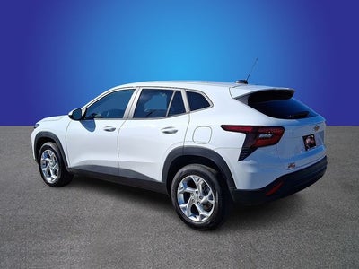 2025 Chevrolet Trax LS