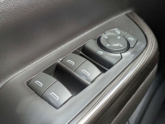 2017 GMC Acadia SLE-2