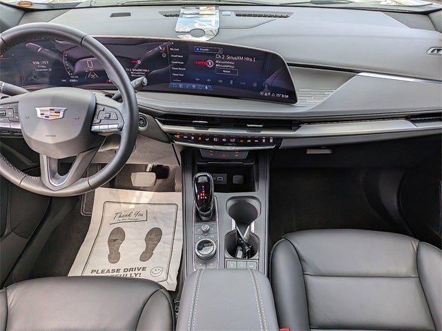 2025 Cadillac XT4 Premium Luxury