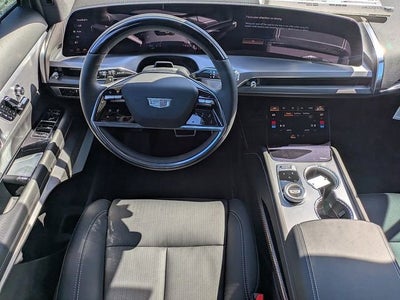 2026 Cadillac VISTIQ Sport