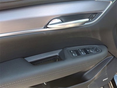 2025 Cadillac XT5 Luxury