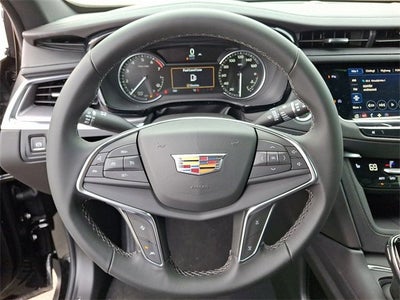 2025 Cadillac XT5 Luxury