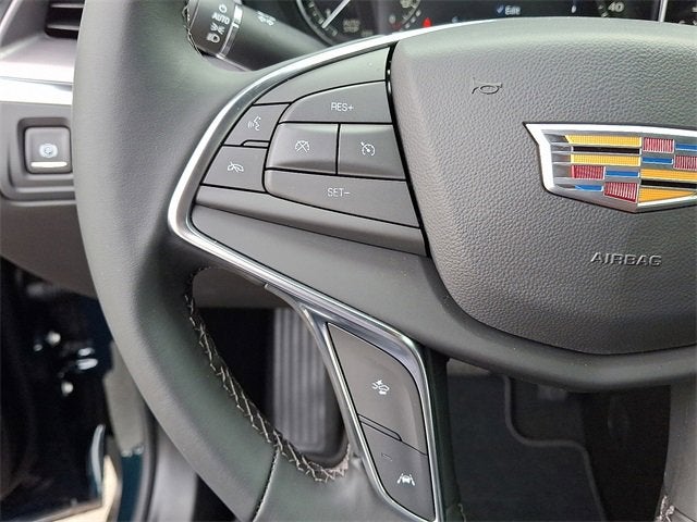 2025 Cadillac XT5 Luxury