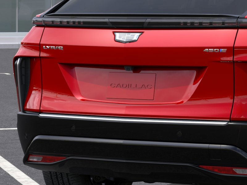 2025 Cadillac LYRIQ Luxury 1