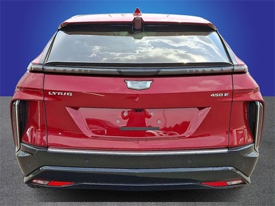 2025 Cadillac LYRIQ Luxury 1