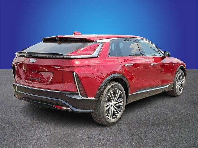 2025 Cadillac LYRIQ Luxury 1