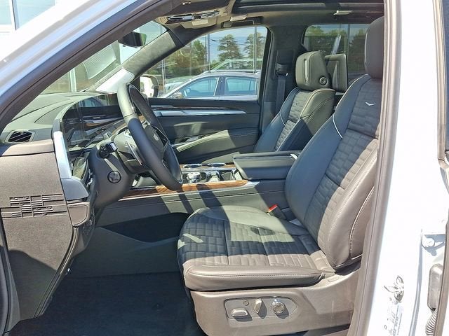2026 Cadillac Escalade ESV Platinum Luxury