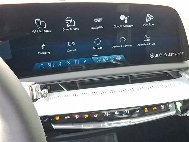 2026 Cadillac OPTIQ Luxury