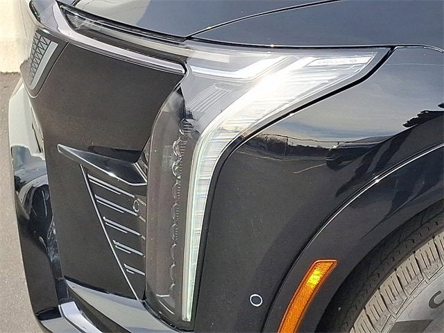 2025 Cadillac OPTIQ Sport 2