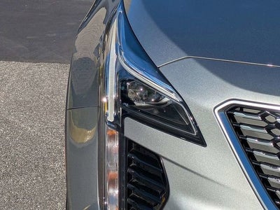 2023 Cadillac XT4 Luxury