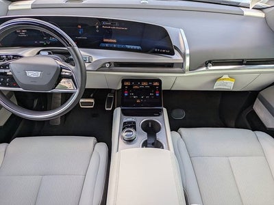 2026 Cadillac VISTIQ Luxury