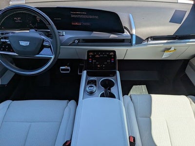 2026 Cadillac VISTIQ Luxury